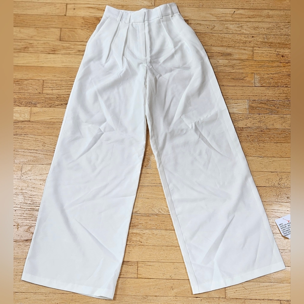 NWT White Wide-Leg High-Waisted Trousers